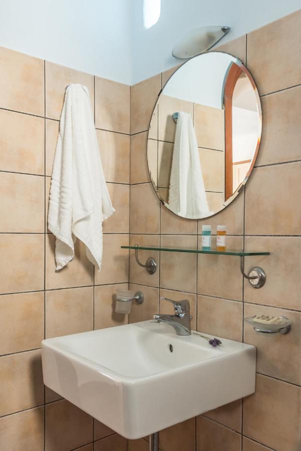 Asterias House Apartment Donoussa Bagian luar foto